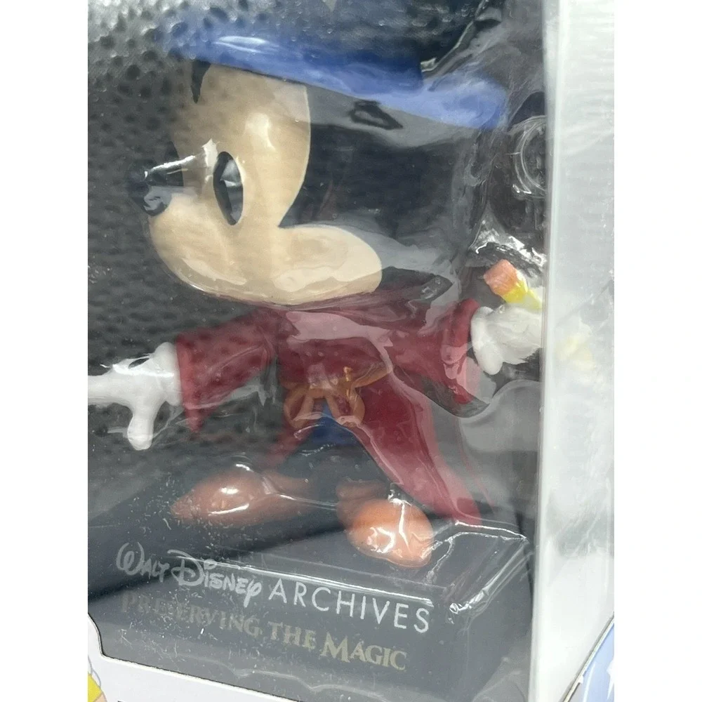 Sorcerer Mickey Mouse Disney 50th Anniversary Funko Pop #799 Preserving Magic